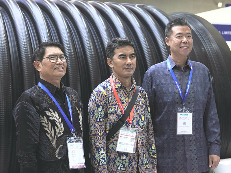 Vinilon-Group-Luncurkan-Pipa-Vinilon-KRAH-Berstandar-Internasional-di-Indo-Water-Expo-&-Forum-2024---2